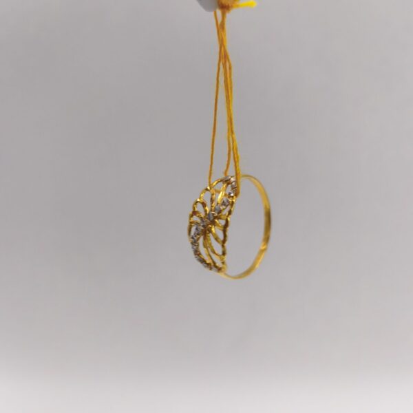 Openwork Leaf Band