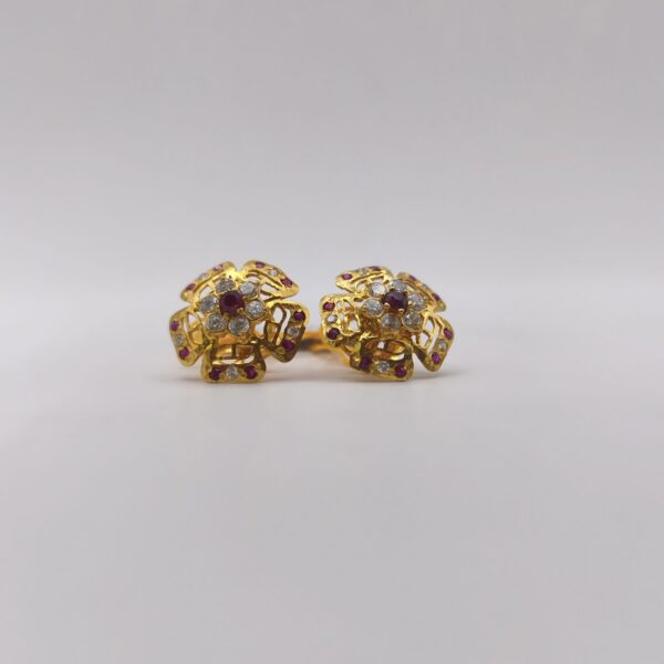 Pinwheel Ruby Black Earring