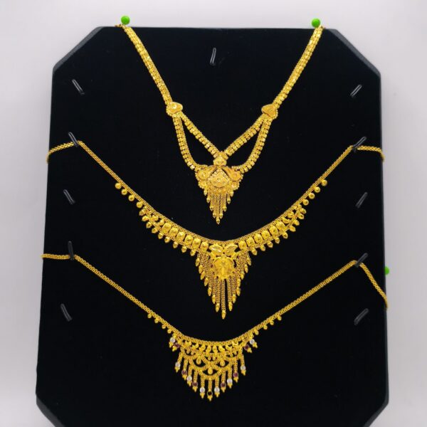 Tiered Trio Display Necklace