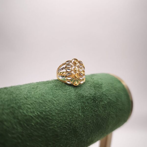 Two Tone Filigree Dome Ring